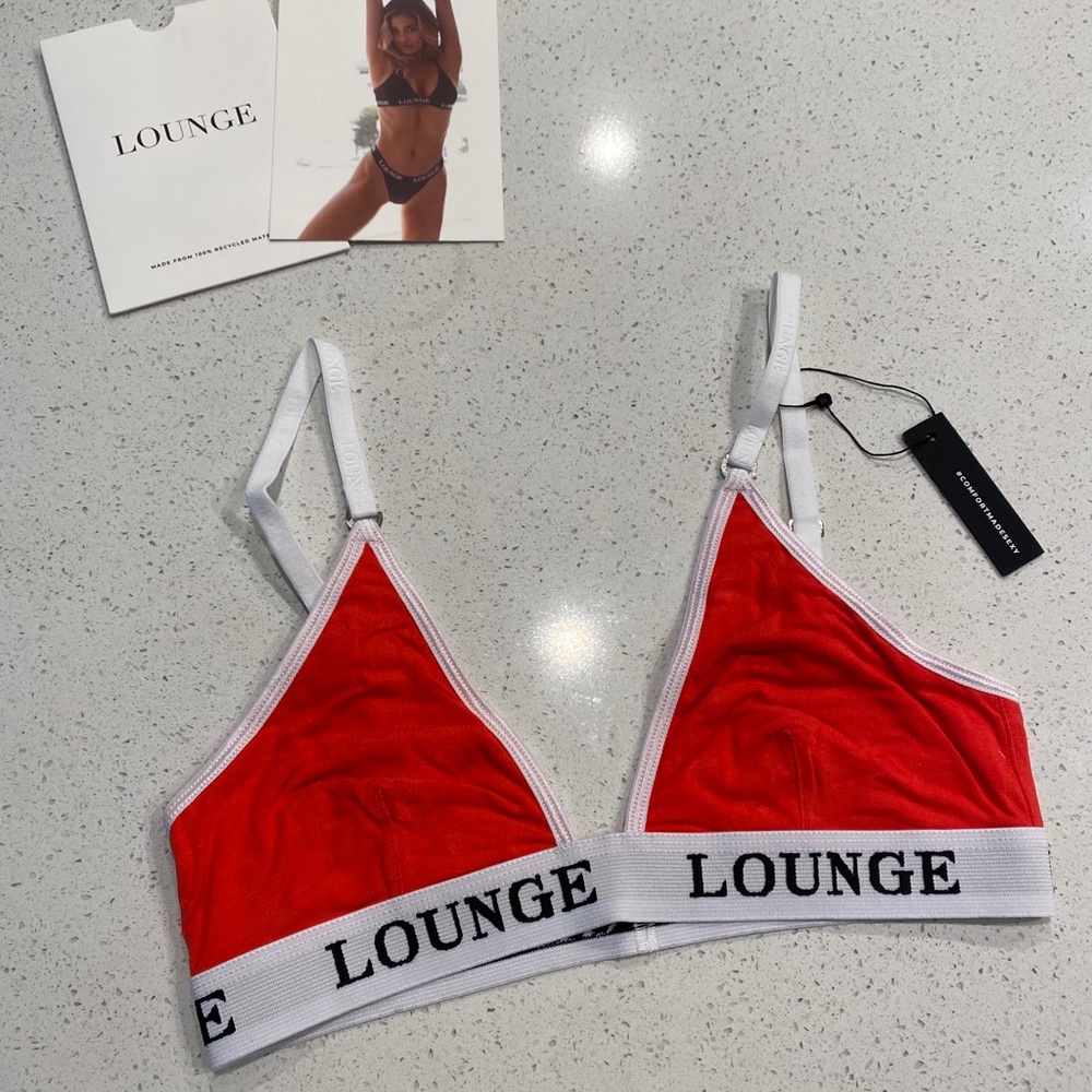 LOUNGE bra and thong